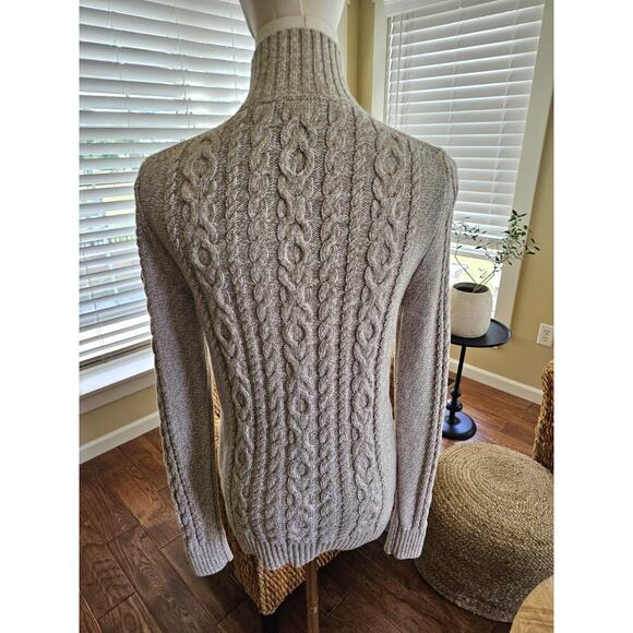 L.L Bean Cableknit Cardigan Sweater Full Zip Women's Size S Beige Preppy - Picture 8 of 8